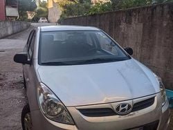 Usata 2009 Hyundai i20 Due volumi | 2000 € (Buon prezzo)