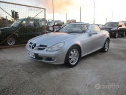Grigio Usata 2006 Mercedes SLK200 Cabrio | 9900 € (Ottimo prezzo)