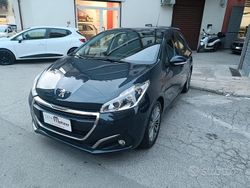 Blu Usata 2016 Peugeot 208 Active Due volumi | 8200 € (Buon prezzo)
