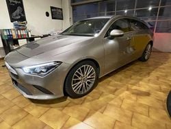 Grigio Usata 2020 Mercedes CLA200 Shooting Brake Station wagon | 23.900 € (Ottimo prezzo)