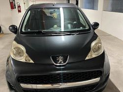 Nero Usata 2010 Peugeot 107 Due volumi | 3000 € (Buon prezzo)