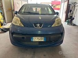 Usata 2005 Peugeot 107 Due volumi | 1700 € (Super prezzo)