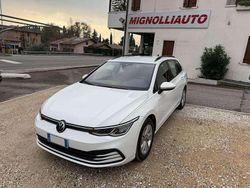 Bianco Usata 2022 VW Golf VIII Life Station wagon | 18.500 € (Buon prezzo)