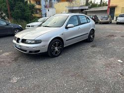 Argento Usata 2001 Seat Leon Sport Tre volumi | 1700 €
