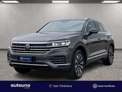 Silicon grey Usata 2023 VW Touareg Elegance SUV | 55.900 € (Buon prezzo)