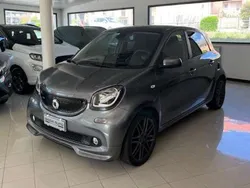Grigio Usata 2016 Smart ForFour Brabus Due volumi | 11.900 € (Buon prezzo)