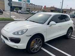Usata 2011 Porsche Cayenne SUV | 19.000 € (Buon prezzo)