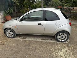 Usata 2006 Ford Ka Due volumi | 3000 € (Molto cara)