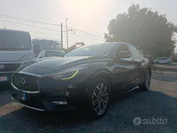 Nero Usata 2017 Infiniti Q30 Premium Due volumi | 11.490 € (Ottimo prezzo)