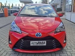 Rosso Usata 2018 Toyota Yaris Hybrid Business Edition Tre volumi | 12.900 € (Buon prezzo)