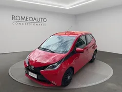 Rosso pastello Usata 2018 Toyota Aygo Cool Due volumi | 8200 € (Buon prezzo)