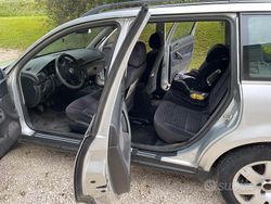 Grigio Usata 2002 VW Passat Station wagon | 500 €