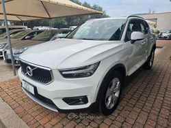Bianco Usata 2020 Volvo XC40 Momentum SUV | 22.900 € (Cara)