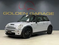 Grigio Usata 2005 Mini Cooper S Due volumi | 9900 € (Molto cara)