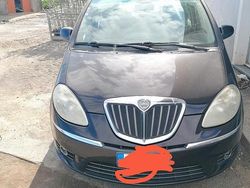 Usata 2010 Lancia Musa Monovolume | 2650 € (Ottimo prezzo)