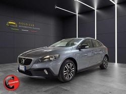 Grigio Usata 2018 Volvo V40 CC Pro Station wagon | 11.990 € (Ottimo prezzo)