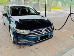 Blu Usata 2020 VW Passat Station wagon | 15.500 € (Buon prezzo)