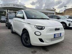 Bianco pastello Usata 2021 Fiat 500e Icon Due volumi | 12.800 € (Ottimo prezzo)