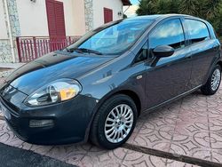 Grigio Usata 2018 Fiat Grande Punto Due volumi | 5700 €