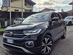 Nero perla met Usata 2021 VW T-Cross Advance SUV | 14.960 € (Buon prezzo)