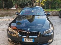 Nero Usata 2006 BMW 330 Coupé | 10.000 € (Cara)