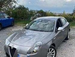 Usata 2018 Alfa Romeo Giulietta Super Tre volumi | 14.900 € (Buon prezzo)