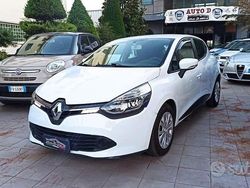Bianco Usata 2013 Renault Clio IV Dynamique Tre volumi | 6450 € (Molto cara)