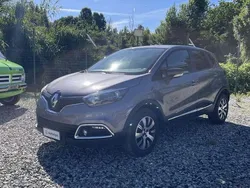 Grigio Usata 2017 Renault Captur Zen SUV | 10.990 € (Buon prezzo)