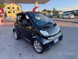 Nero Usata 2004 Smart ForTwo Cabrio Pulse Cabrio | 1950 € (Ottimo prezzo)