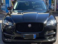 Usata 2017 Jaguar F-Pace Portfolio SUV | 16.900 € (Buon prezzo)