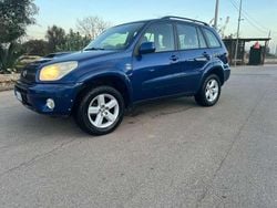 Blu/azzurro Usata 2005 Toyota RAV4 Sol SUV | 3200 € (Ottimo prezzo)