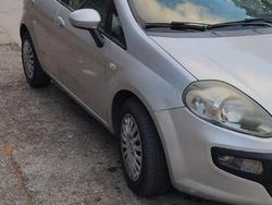 Grigio Usata 2011 Fiat Grande Punto Due volumi | 3500 €
