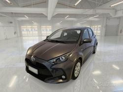 Other Usata 2021 Toyota Yaris Hybrid Business Edition Tre volumi | 14.900 € (Buon prezzo)