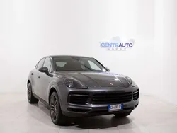 Grigio Usata 2020 Porsche Cayenne SUV | 67.900 € (Ottimo prezzo)