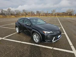 Nero(met.) Usata 2019 Lexus UX 300e Executive Line SUV | 19.900 €