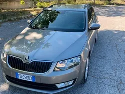 Beige Usata 2016 Skoda Octavia Ambition Station wagon | 8500 € (Buon prezzo)
