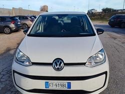Bianco Usata 2018 VW up! Due volumi | 6400 € (Buon prezzo)