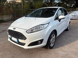 Bianco Usata 2016 Ford Fiesta Titanium Tre volumi | 6200 € (Buon prezzo)
