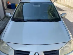 Usata 2003 Renault Mégane II Due volumi | 450 € (Cara)