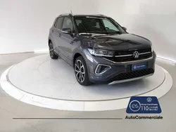 Grigio scuro Nuova 2024 VW T-Cross R-line Plus SUV | 24.900 € (Buon prezzo)
