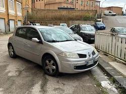 Usata 2008 Renault Mégane III Dynamique Due volumi | 1500 €