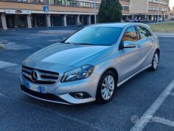 Grigio Usata 2013 Mercedes A180 Executive Tre volumi | 11.000 €