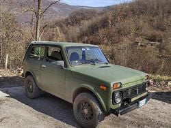 Usata 2003 Lada niva SUV | 1000 €