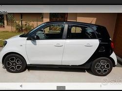 Bianco Usata 2020 Smart ForFour Electric Drive Passion Station wagon | 10.960 €