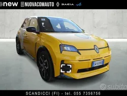 Nero Usata 2024 Renault R5 Iconic Due volumi | 30.900 € (Buon prezzo)