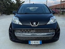 Nero Usata 2011 Peugeot 107 Allure Due volumi | 5900 € (Buon prezzo)