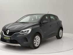 Azzurro pastello Usata 2022 Renault Captur Zen SUV | 17.190 € (Buon prezzo)