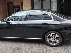 Usata 2019 Mercedes E220 Premium Tre volumi | 19.000 € (Super prezzo)