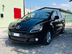 Nero Usata 2013 Peugeot 5008 Access Monovolume | 5200 € (Buon prezzo)