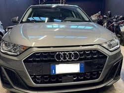 Grigio Usata 2022 Audi A1 Sportback Due volumi | 20.500 € (Ottimo prezzo)